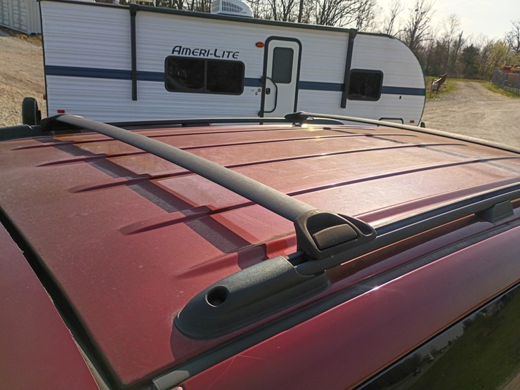 2010-chevrolet-tahoe-image-72