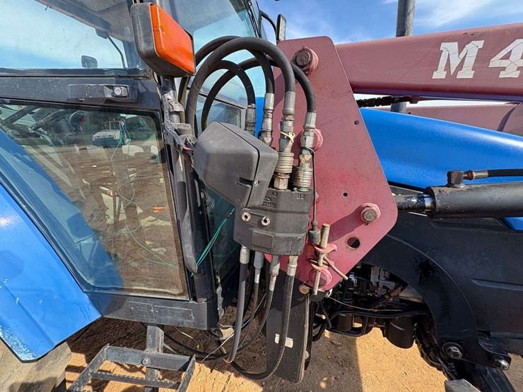 new-holland-7635-image-27