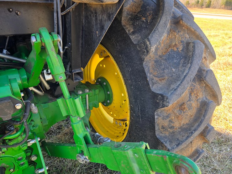2019-john-deere-5100e-image-53