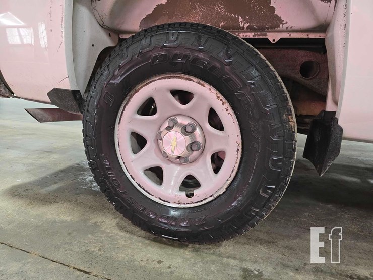 2015-chevrolet-silverado-1500-image-22