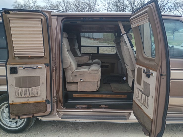 1992-ford-e150-image-60