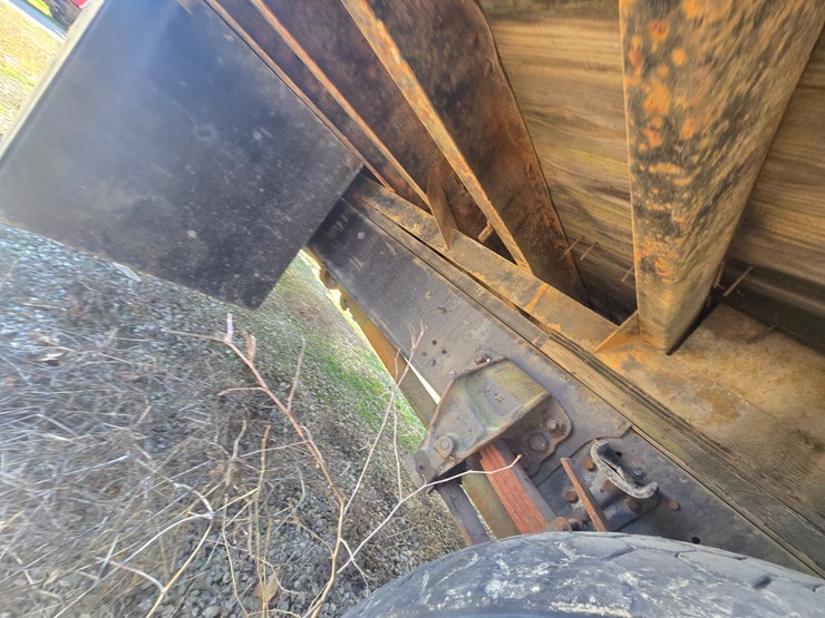 1997-ford-f700-image-59