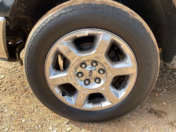 2014-ford-f150-xlt-image-19