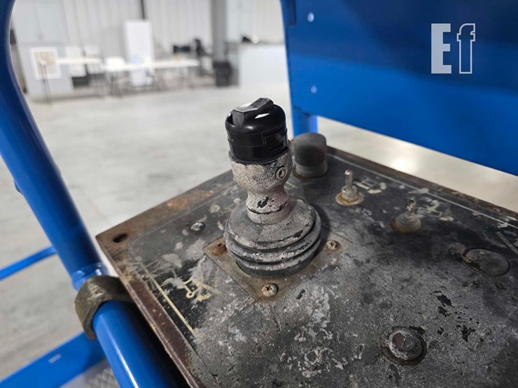 2013-genie-s80x-image-12