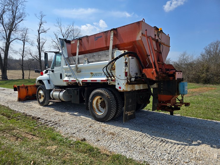 2015-international-workstar-7400-image-11