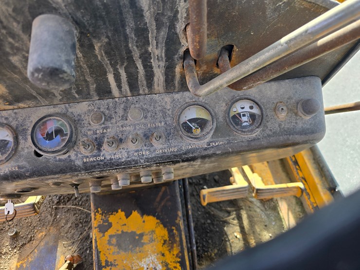 1971-deere-570a-image-83