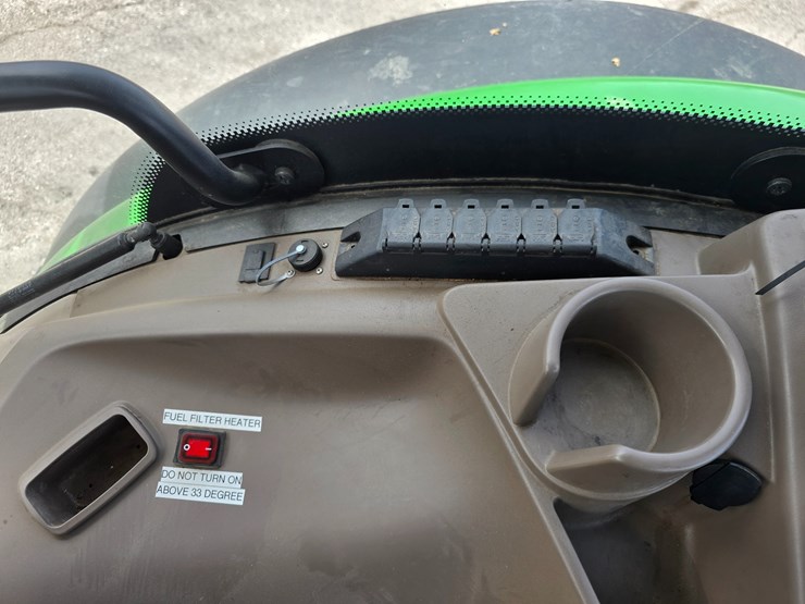 john-deere-6125r-image-60