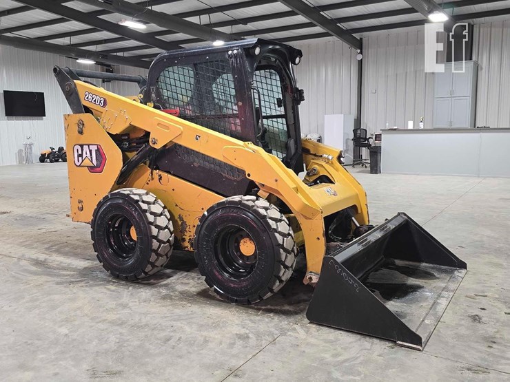 caterpillar-262d3-image-2