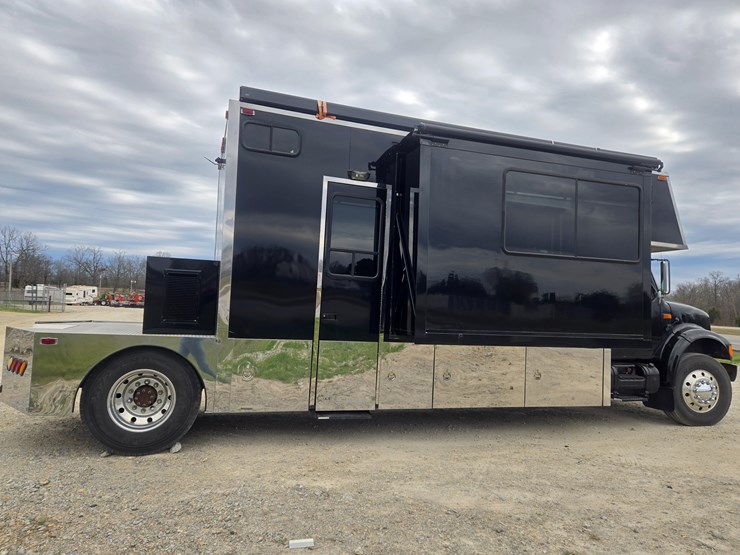 1990-international-4900-image-23