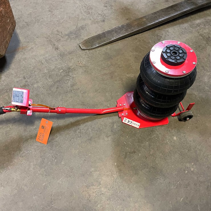 #2445 • Pneumatic 3 Ton Lift Capacity Air Jack (PR12)
