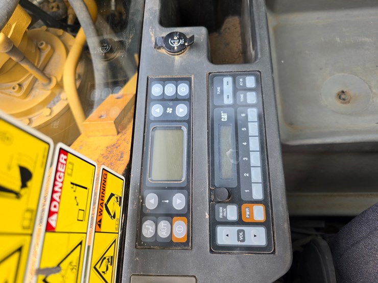 2013-caterpillar-324el-image-74