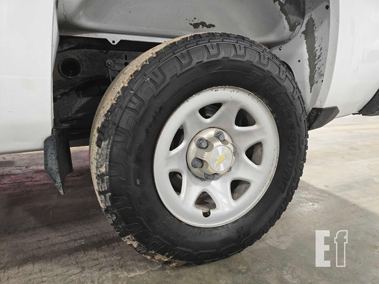 2015-chevrolet-silverado-1500-image-20