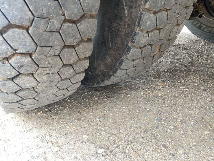 2008-international-durastar-4300-image-23