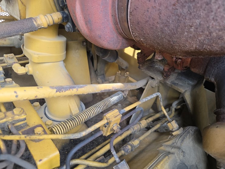 1970-caterpillar-d8l-image-76