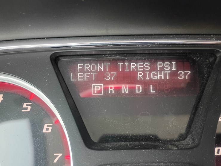 2017-gmc-acadia-image-51