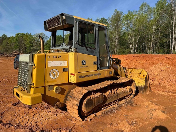 2005-deere-655c-image-3
