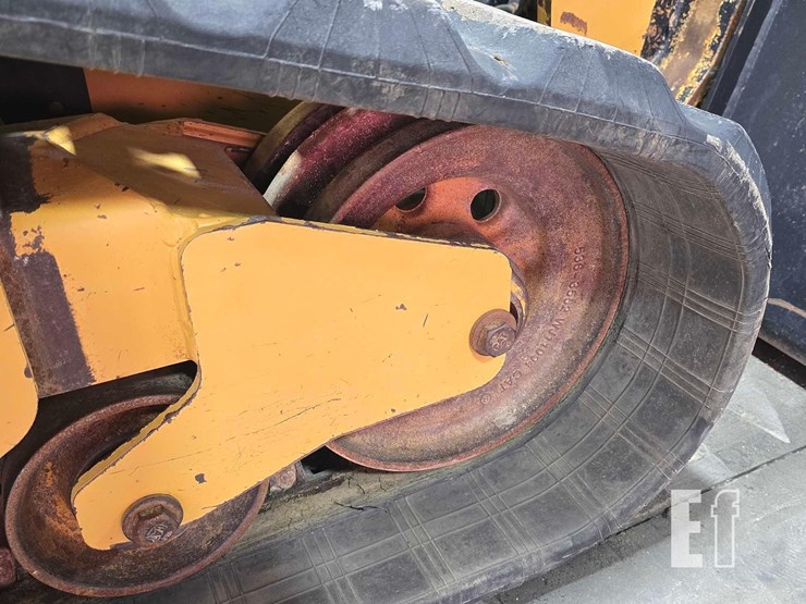 2022-caterpillar-289d3-image-32