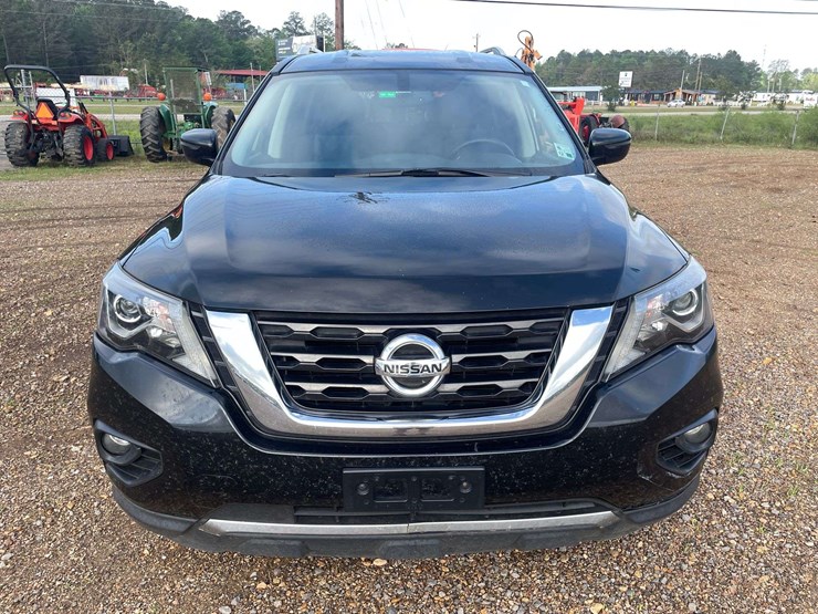 2020-nissan-pathfinder-image-5