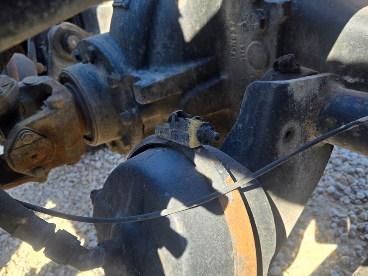 2006-freightliner-columbia-120-image-69