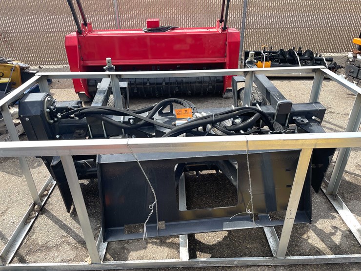 #7040-•-unused-arteer-72"-skid-steer-landscape-harley-rake-(o10)-image-1