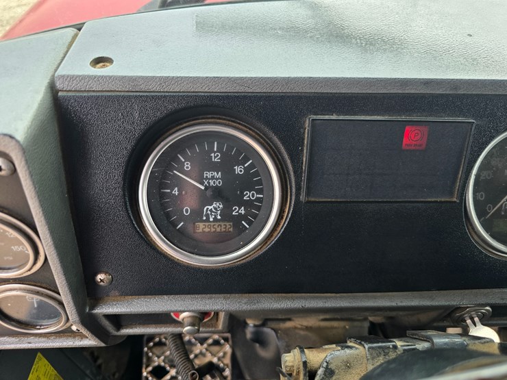 2003-mack-rd688s-image-98