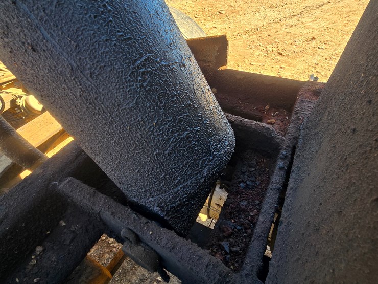 1998-mack-rd688s-image-34