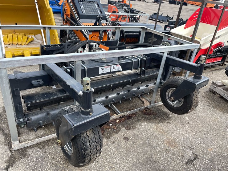 #7040-•-unused-arteer-72"-skid-steer-landscape-harley-rake-(o10)-image-4
