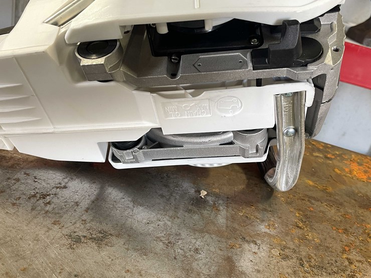 #7005-•-chainsaw-(cw)-image-8