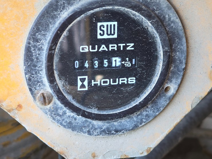 1971-deere-570a-image-63