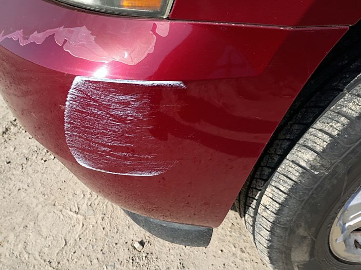 2010-chevrolet-tahoe-image-95