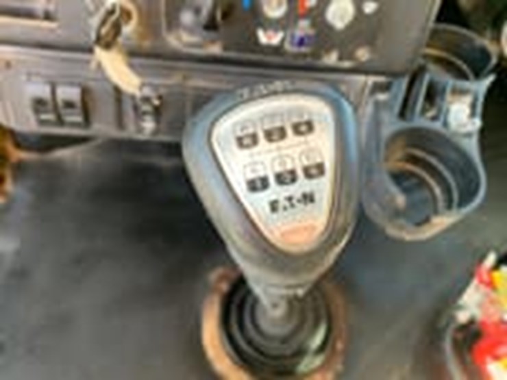 2012-western-star-4900-image-13