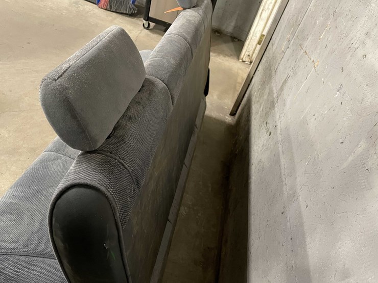 #2486-•-bench-seat-(f)-image-11