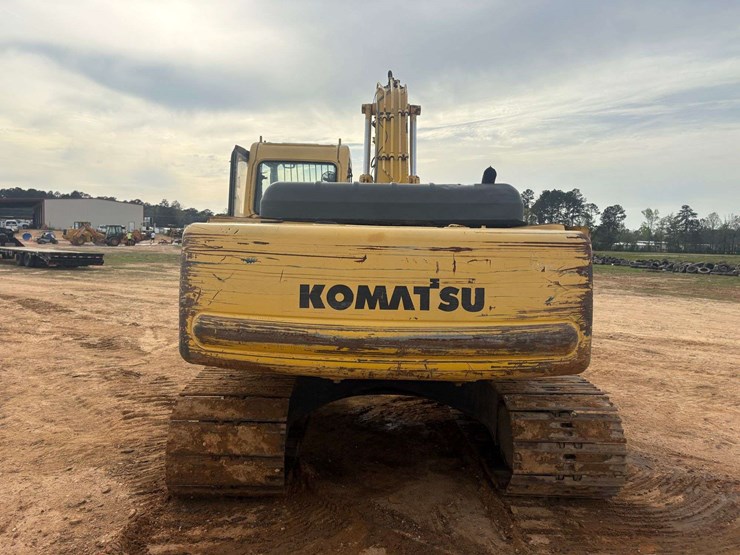 komatsu-pc200-image-6