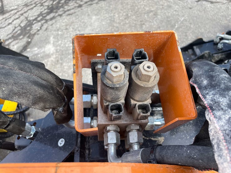 #7056-•-unused-wolverine-skid-steer-stump-grinder-(o9)-image-12