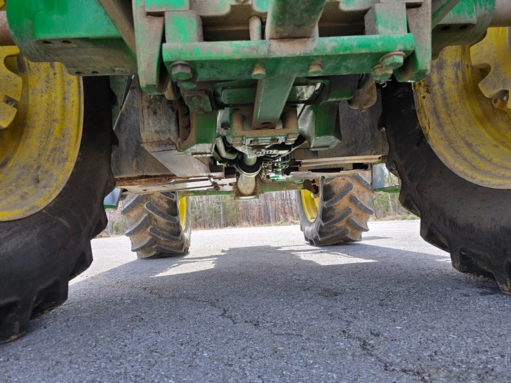 john-deere-6125r-image-44