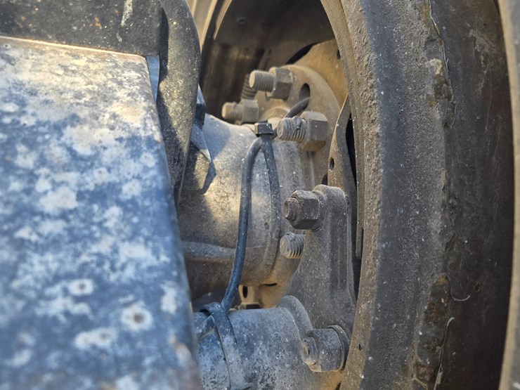 2016-peterbilt-579-image-71