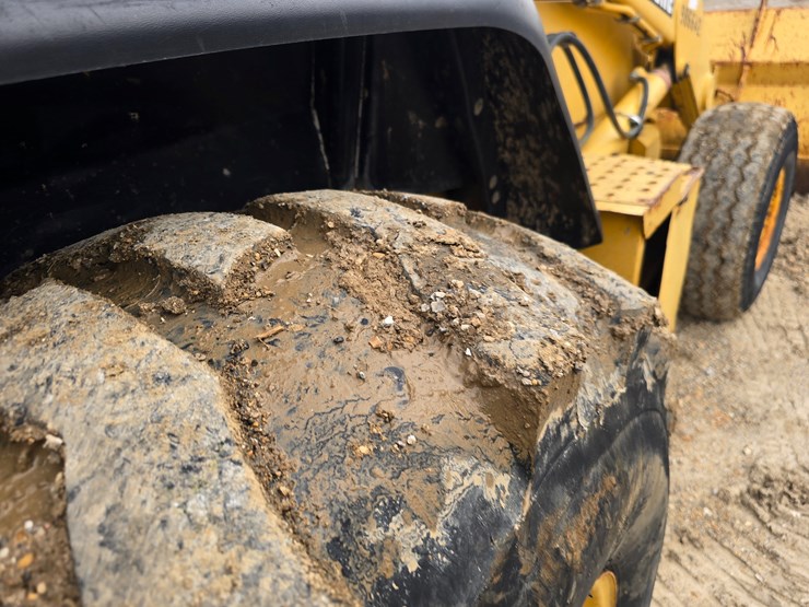 1993-deere-710d-image-57