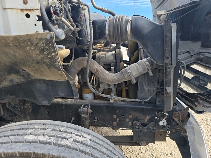 2004-ford-f650-image-53