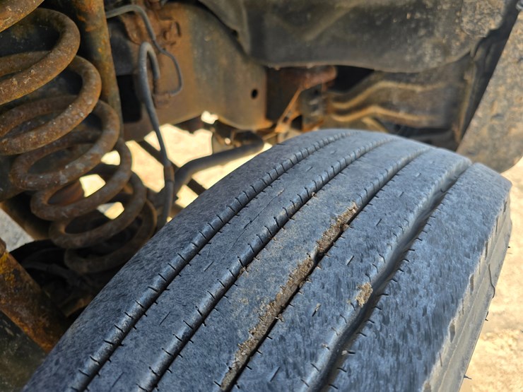 2016-ford-f550-image-76