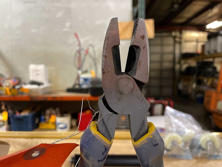 #2448-•-irwin-vise-grip-linesman-pliers-(pr13)-image-3