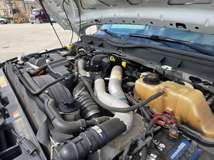 2013-ford-f550-image-20