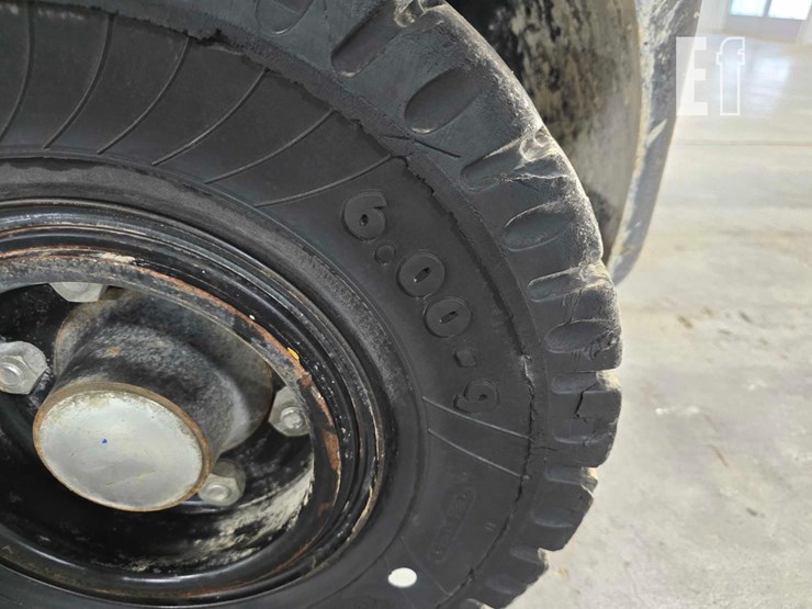 2019-caterpillar-gp25n-image-28