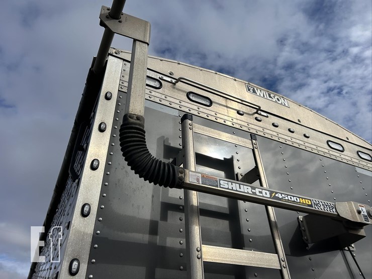 2025-wilson-grain-trailer-image-38