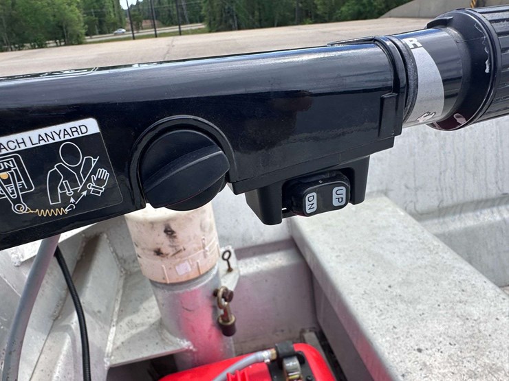 hanko-aluminum-14'-jon-boat-w/2022-mercury-25hp-4-stroke-outboard-motor-&-trailer-image-51