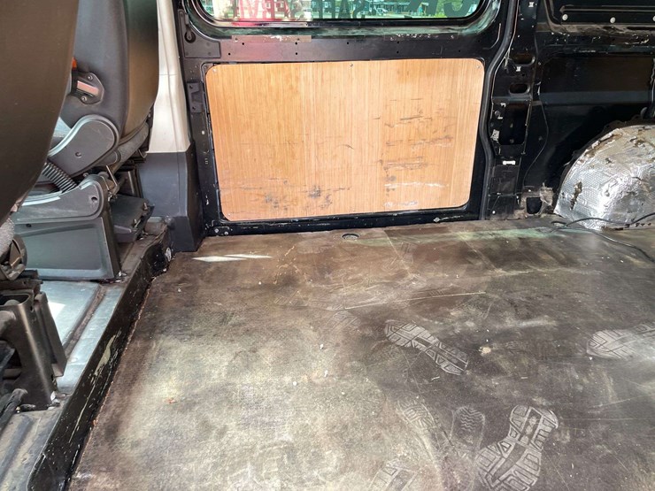 2015-ram-promaster-1500-image-14