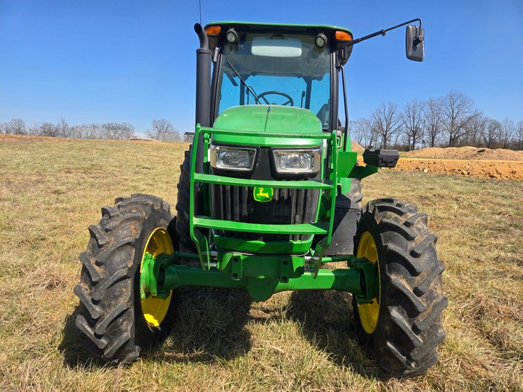 2019-john-deere-5100e-image-20