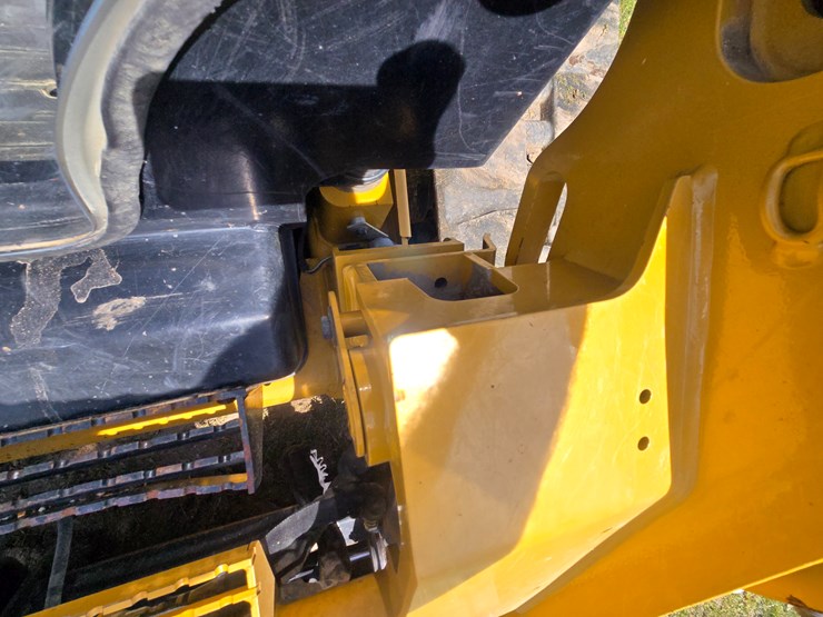 2018-caterpillar-299d2-image-85