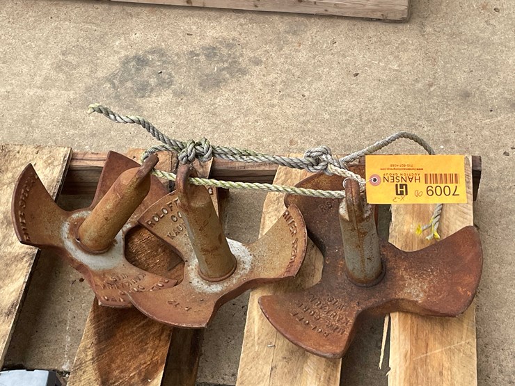 #7009-•-boat-anchors-(o3)-image-1