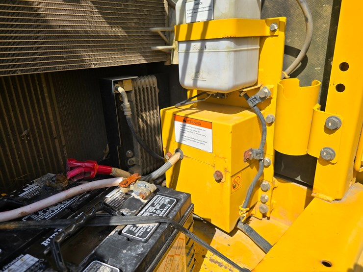 2013-komatsu-pc160-lc-image-67