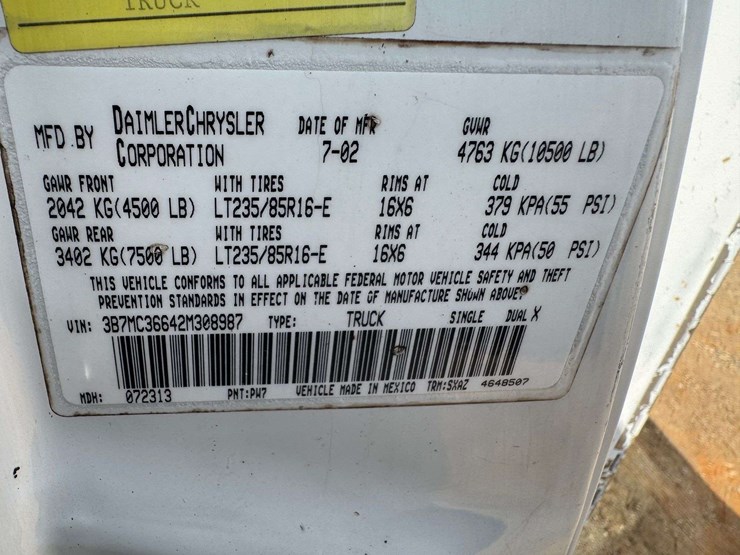 2002-dodge-ram-3500-image-27